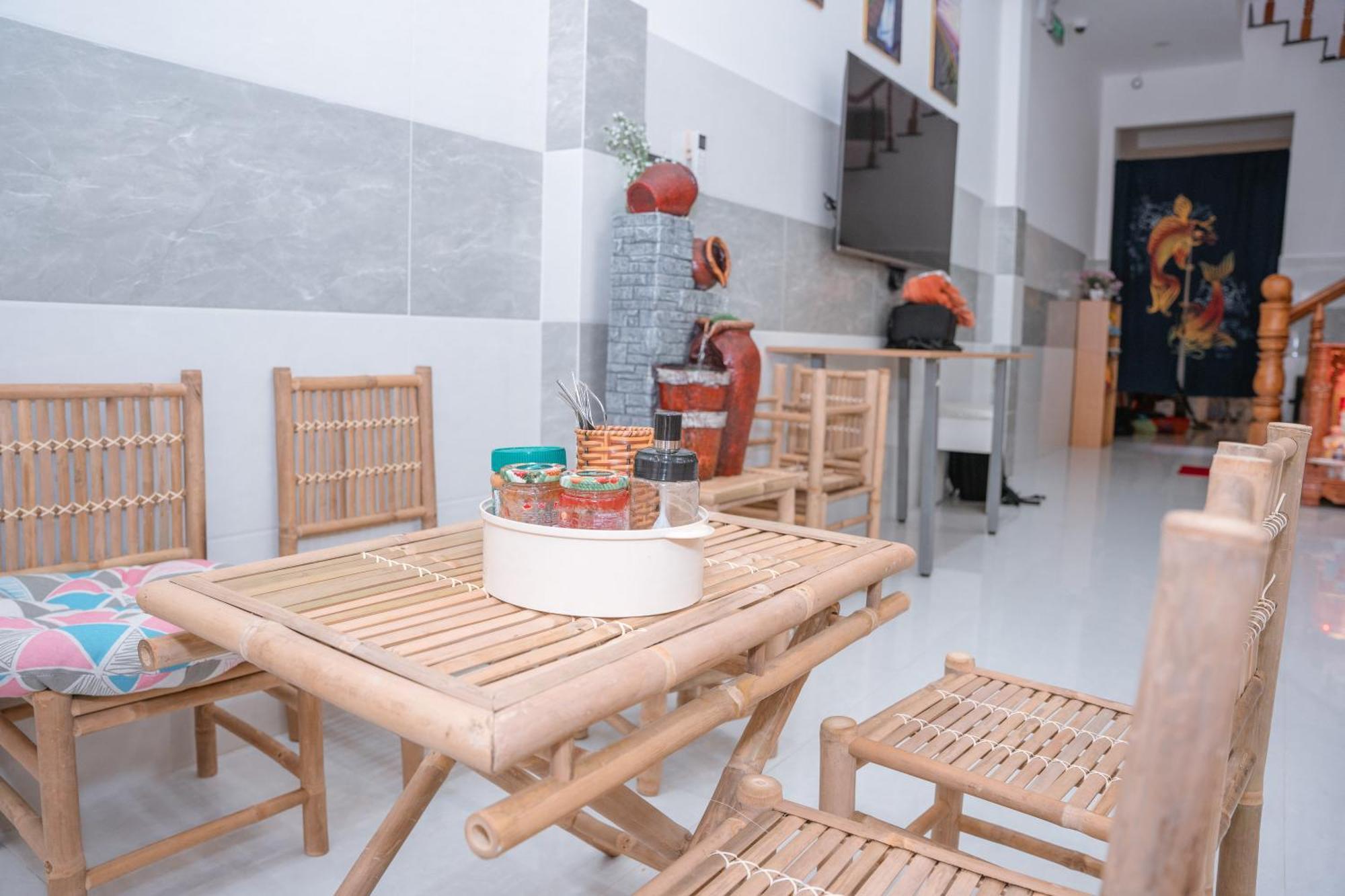 Aloha Saigon Premium Hostel By Local Travel Experts - Newly Opened, Less-Touristy Location, Spacious Rooms, Glass Shower Bathroom, Free Breakfast & Walking Tour TP. Hồ Chí Minh Ngoại thất bức ảnh