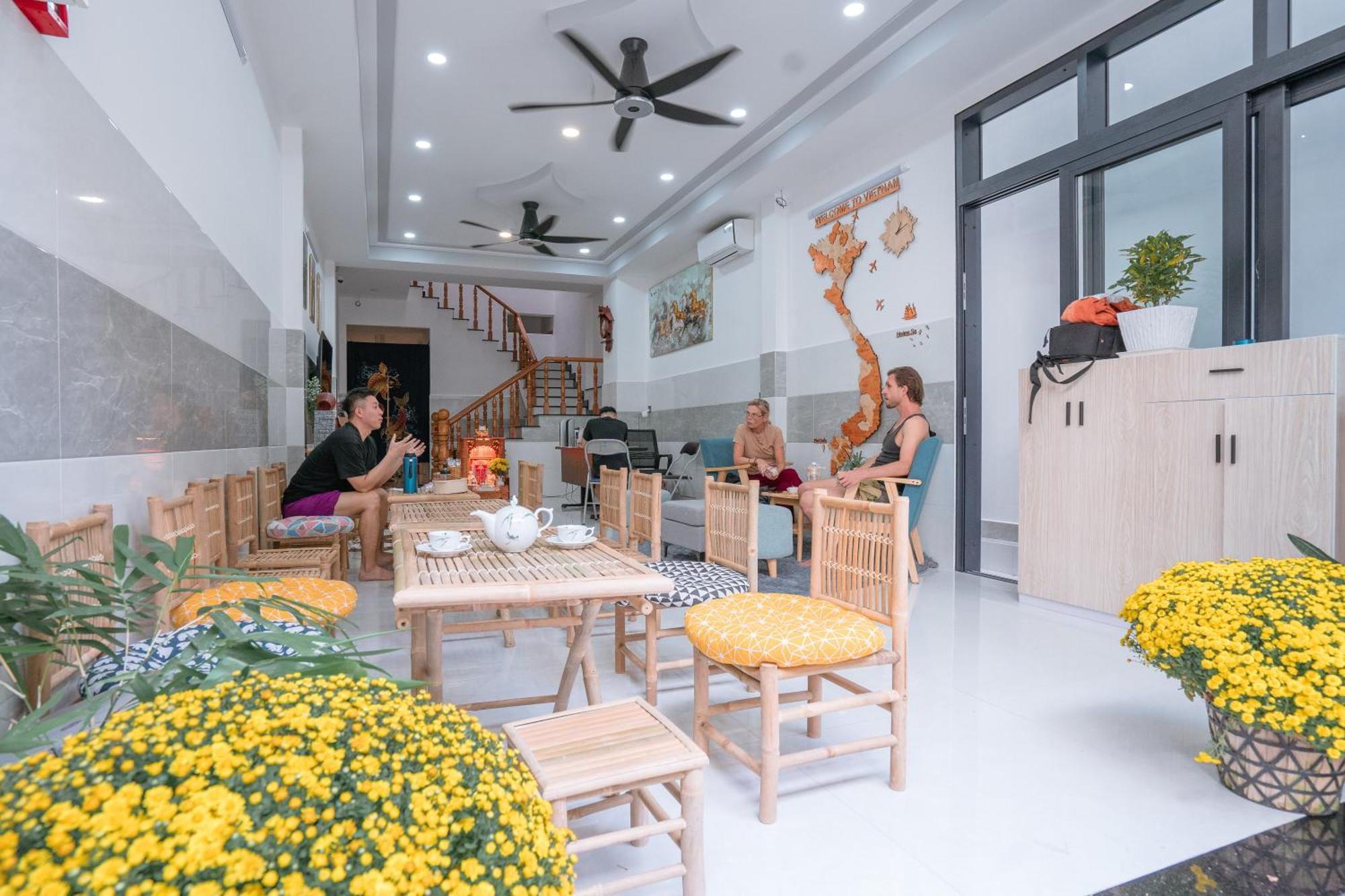 Aloha Saigon Premium Hostel By Local Travel Experts - Newly Opened, Less-Touristy Location, Spacious Rooms, Glass Shower Bathroom, Free Breakfast & Walking Tour TP. Hồ Chí Minh Ngoại thất bức ảnh